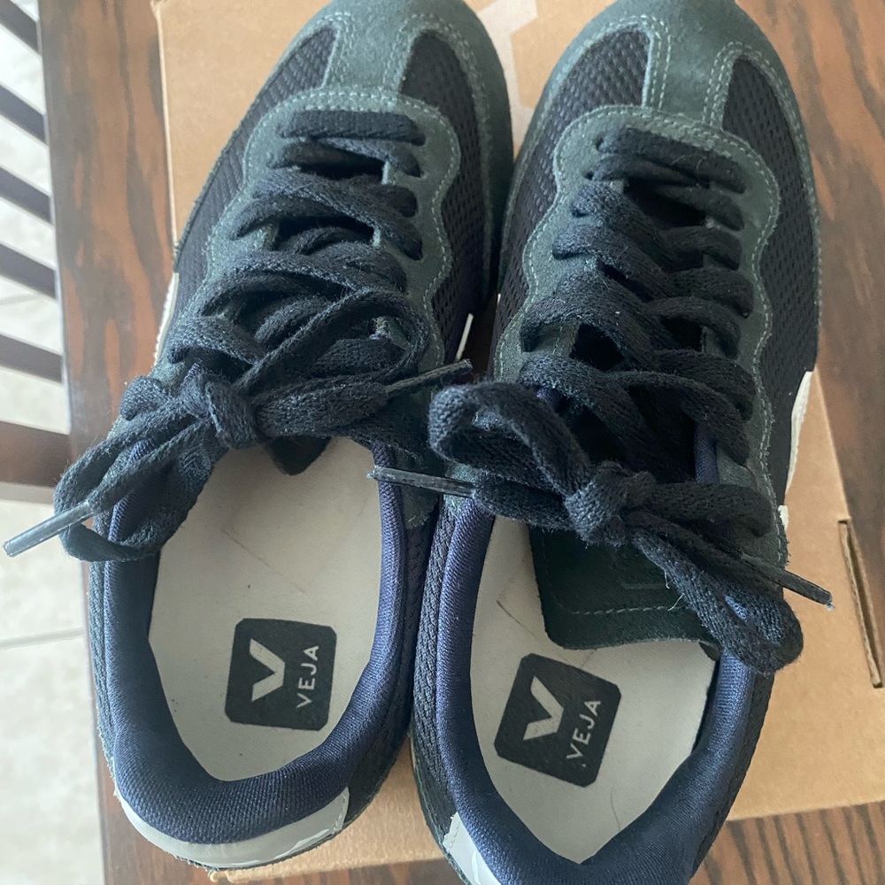 Veja Black and White Rio Branco Sneakers